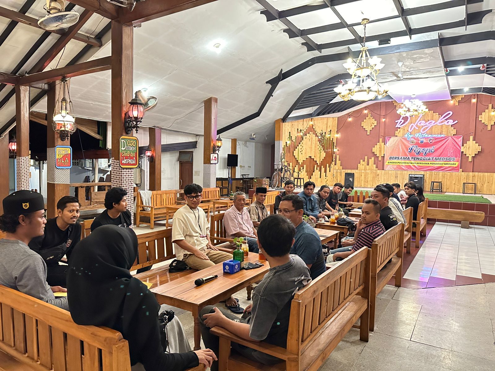 Kegiatan Sat Intelkam polres Ngawi bersama influencer