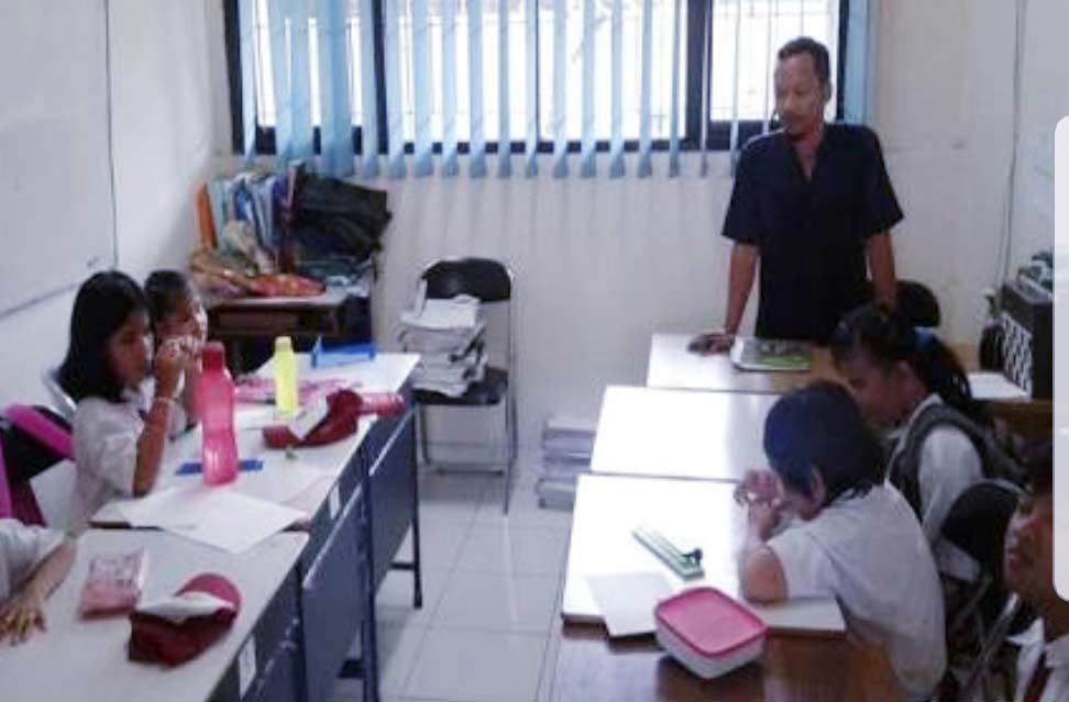 Kegiatan belajar mengajar di salah satu sekolah inklusi di Kota Mojokerto.