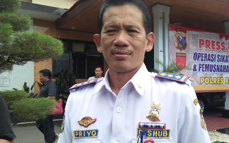 Plt. Kepala Dinas Pendidikan Kota Blitar, Priyo Suhartono. (foto: ist)