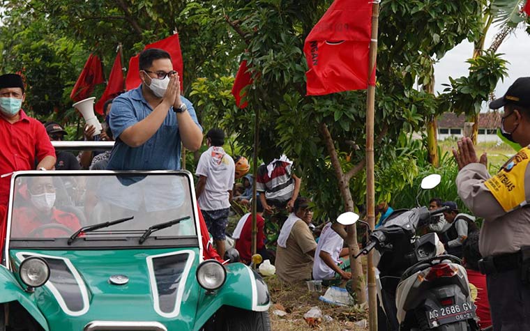 Tanggapi Hasil Survei SSC, Mas Bup Dhito: Pemimpin Muda PDIP Tidak Hanya Bekerja di Balik Meja