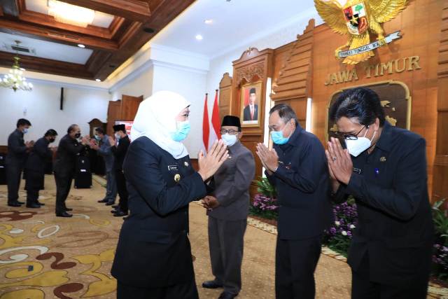 Masuki Hari Tenang, Gubernur Khofifah Ajak Saling Hargai Pilihan, Taat Prokes saat Pencoblosan