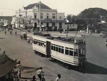 Trem di Surabaya pada era tahun 1940-1950-an