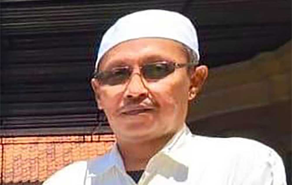 KH Qoyyim Hamzah, Pengasuh Ponpes Karang Manggis. 