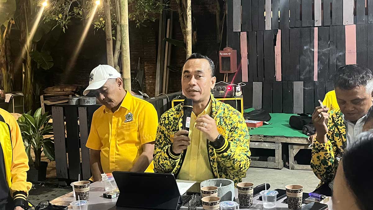 Ketua DPD Golkar Kota Malang, Djoko Prihatin, saat memberi sambutan.