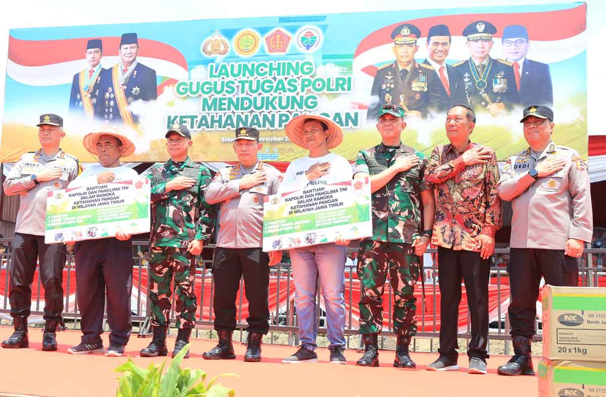 Kapolri dan Panglima TNI Luncurkan Gugus Tugas Polri Mendukung Program Ketahanan Pangan di Sidoarjo