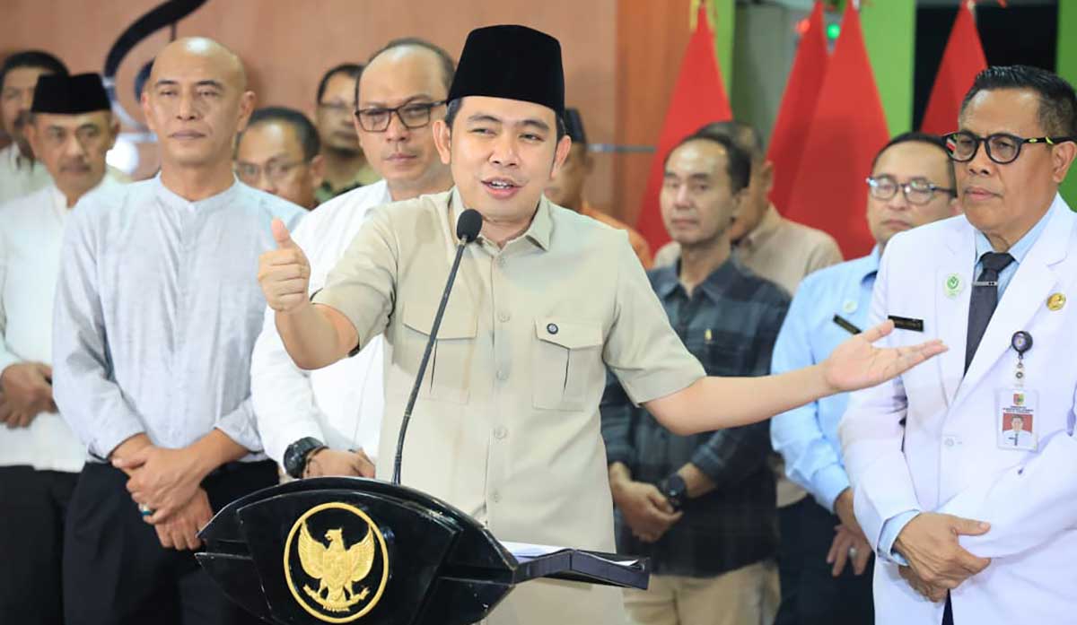 Bupati Jember saat pemaparan terkait penghapusan denda pajak hingga 30 Juni 2026.