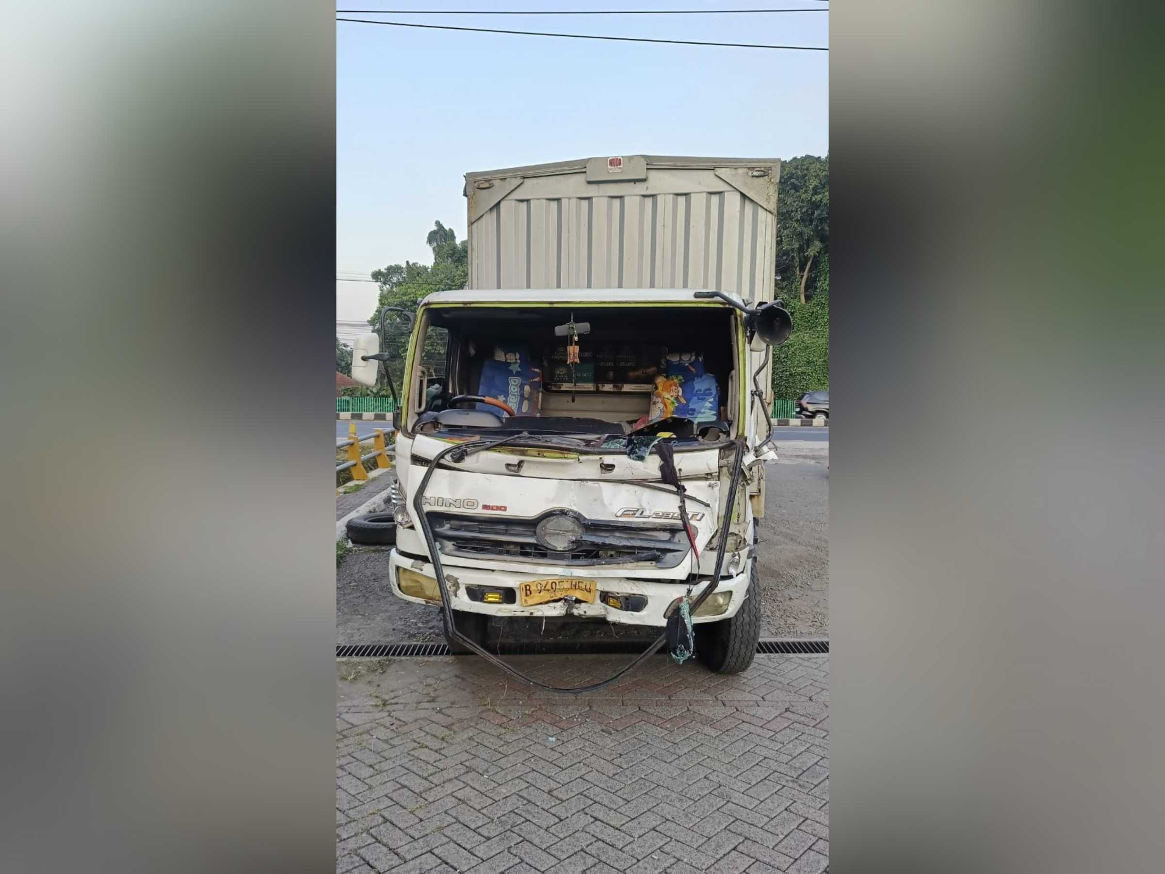 3 Meninggal dan Sejumlah Orang ini Alami Luka Akibat Tabrakan Beruntun Truk Ngeblong di Pasuruan