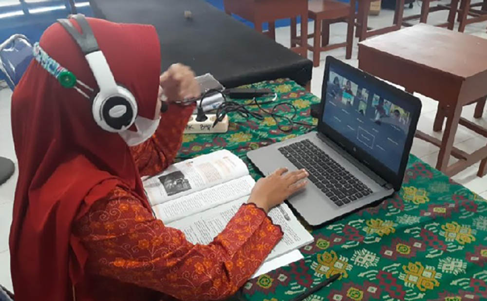 SMK Kesehatan Bina Husada gelar proses kegiatan mengajar secara daring.