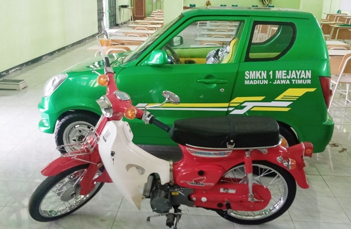 Mobil dan motor listrik karya SMKN 1 Mejayan.