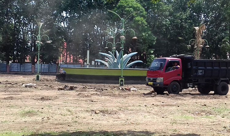 Proyek Revitalisasi Alun-Alun Kota Probolinggo. (foto: ist)