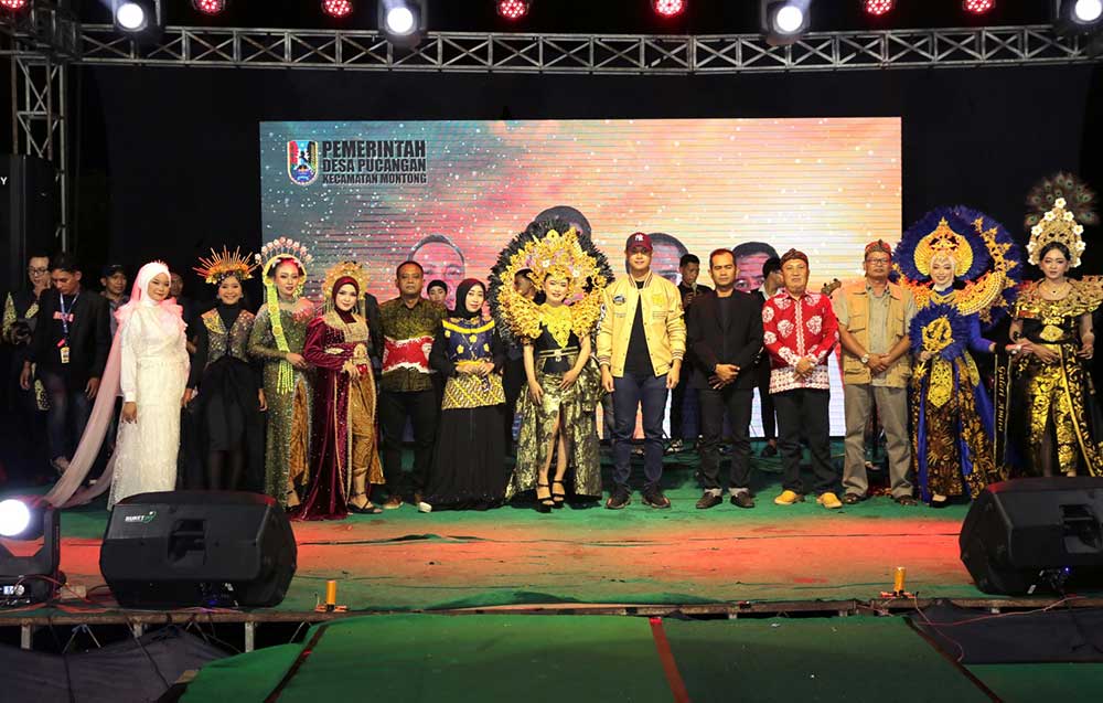 Bupati Lindra foto bersama dengan para model atau peserta PFC 2024.