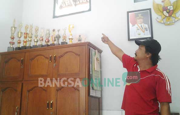 Ventilasi yang digunakan pencuri untuk masuk ke balai desa.