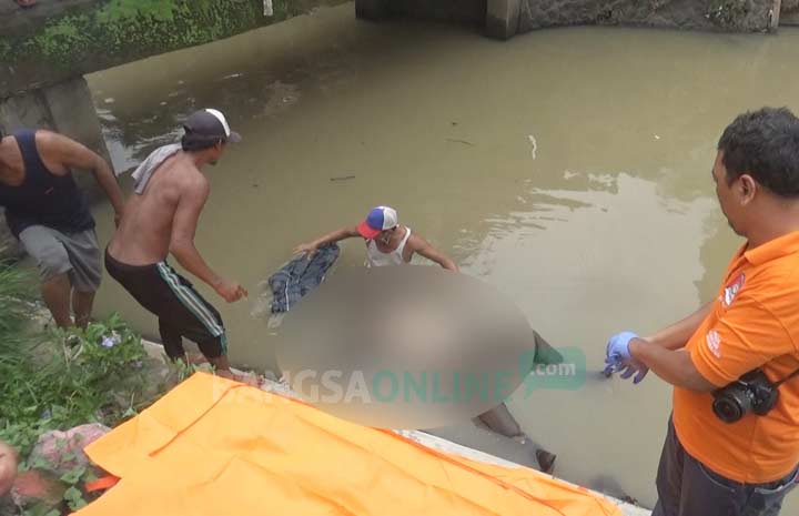 Kondisi korban saat hendak dievakuasi. (Rony Suhartomo/BO)