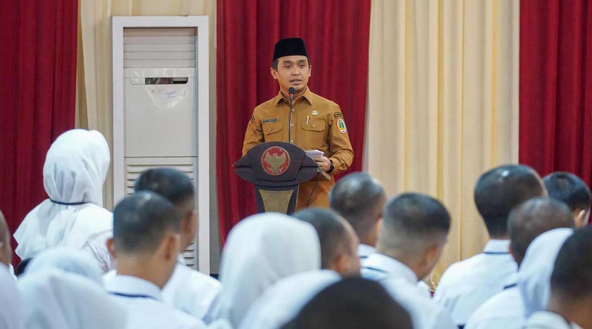 Wali Kota Pasuruan saat memberi sambutan.