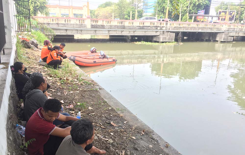 Ketakutan Dikejar Petugas Satpol PP Surabaya, Pengamen Nekat Loncat ke Kali Jagir dan Tenggelam