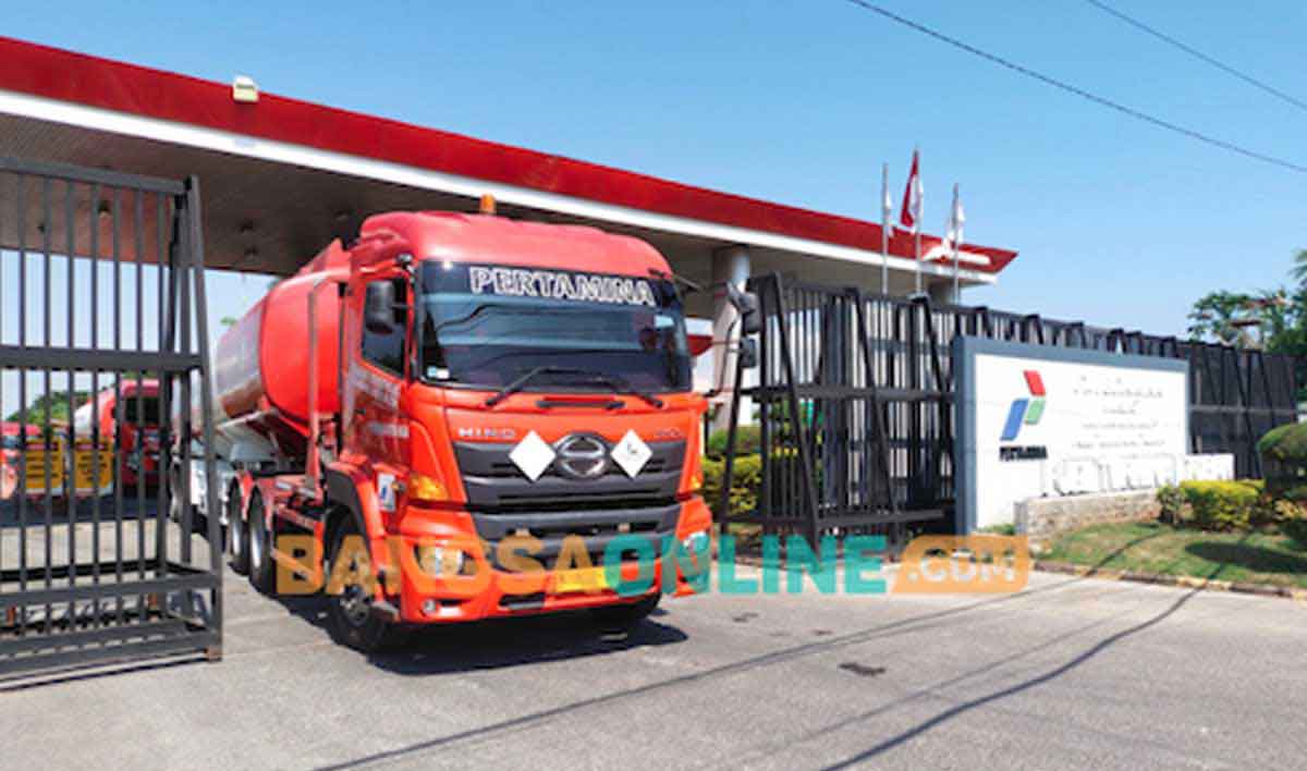 Hadapi Penutupan Jalur Gumitir, Pertamina Tambah Armada