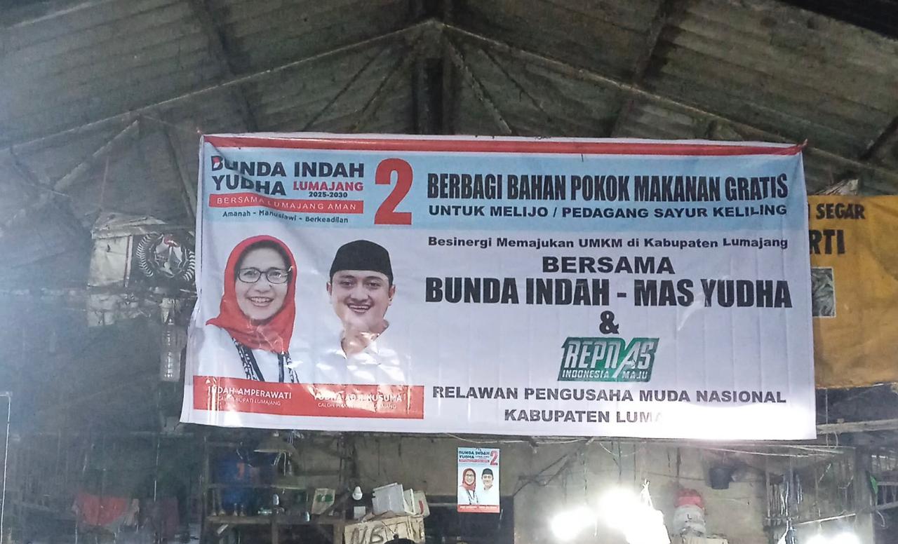 Kampanyekan Paslon Indah-Yudha, Repnas Lumajang Bagikan Ikan Tongkol Gratis ke Pedagang