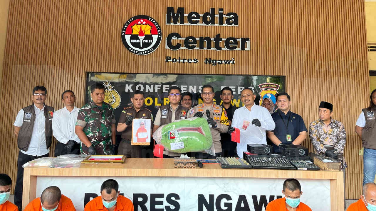 Konferensi Pers Polres Ngawi saat pengungkapan kasus prostitusi warung kopi