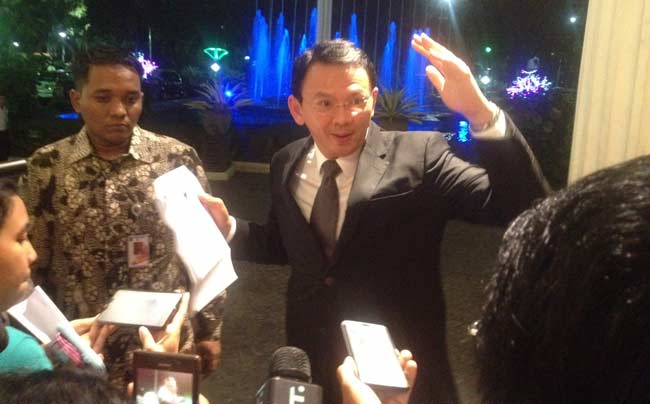 Ahok di Balai Kota DKI Jakarta, Rabu (13/4) malam.