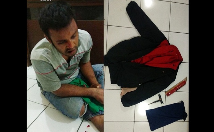 Pelaku berikut sejumlah barang bukti yang berhasil diamankan petugas.