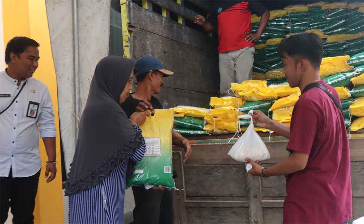 Operasi Pasar Di Balai Desa Punten Pemkot Batu Siapkan Ton Beras Dan