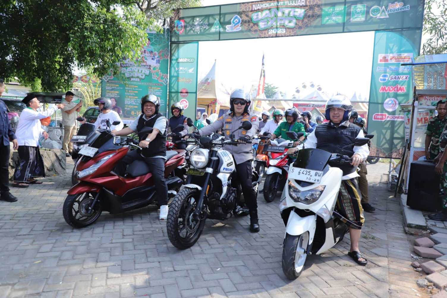 Bupati dan Kapolres Jombang saat ikuti Riding to Muassis