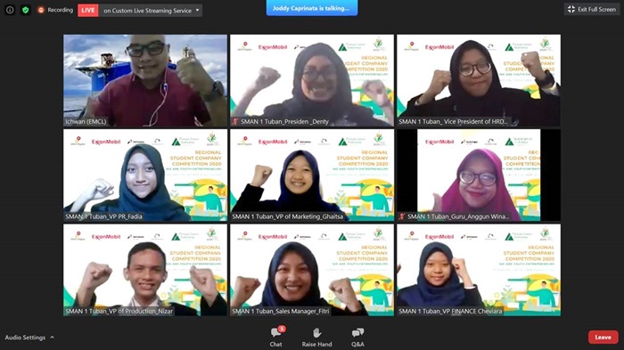 Para pemenang lomba Kompetisi Student Company Regional EMCL.