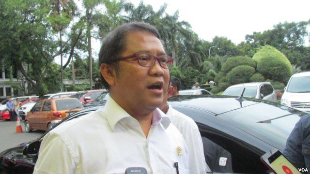 Menteri Komunikasi dan Informatika Rudiantara. foto: voa