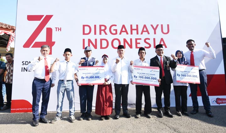 Mahasiswa asal Tuban yang mendapatkan beasiswa dari Pertamina.