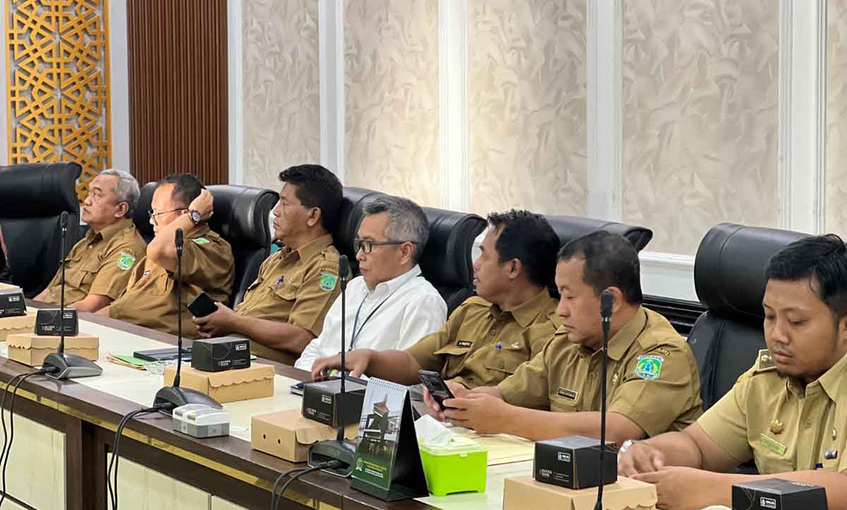 Kepala Kantah Kabupaten Pasuruan Hadiri RDP Bahas Tata Kelola Wilayah dan Pembangunan Daerah