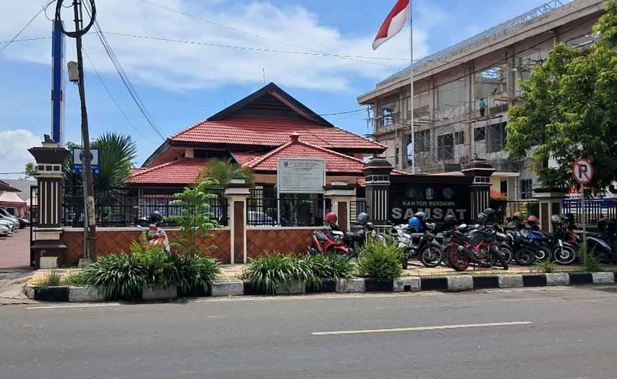 Kantor Samsat Tuban.
