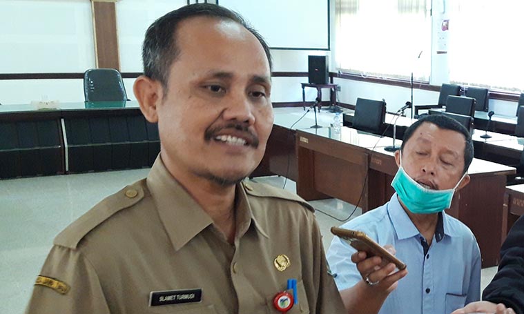 Pemkab Kediri Gelontor Beras ke Warga Kurang Mampu yang Terdampak Covid-19