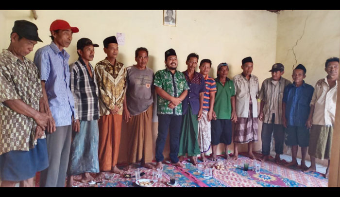 Hotib Marzuki saat berada di Desa Beringin, Kecamatan Labang, Kabupaten Bangkalan, Jumat (20/11/20).
