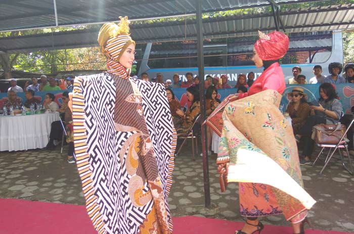 YBI Kunker di Sentra Batik Tujuh Belas Agustus Pamekasan