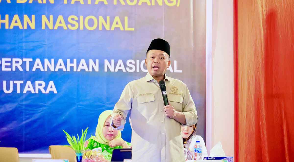 Menteri ATR/BPN, Nusron Wahid, saat memberi sambutan.