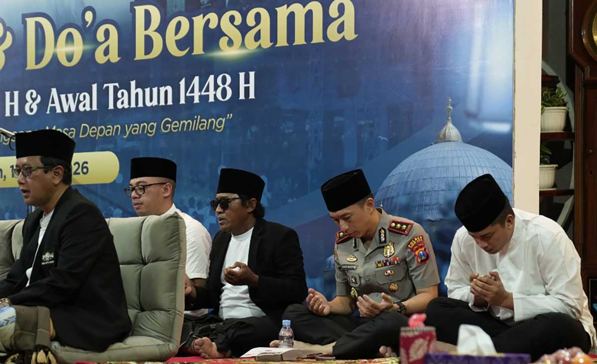 Ketua PCNU Kota Kediri, KH. Abu Bakar Abdul Jalil, saat memberi sambutan. Foto: Ist