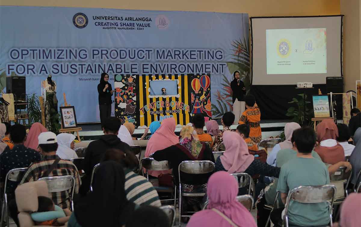 Kegiatan yang digelar mahasiswa MM Unair di YPAC, Surabaya.