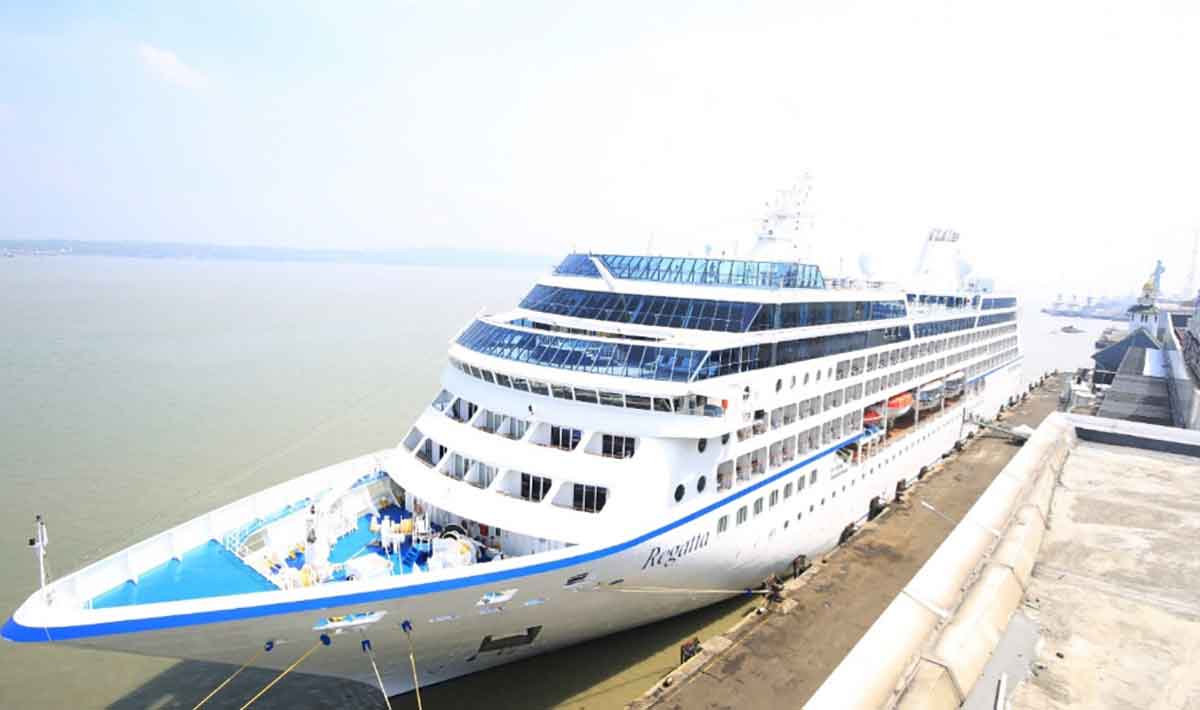 18 Kapal Pesiar Dijadwalkan Sandar di Tanjung Perak pada Tahun ini