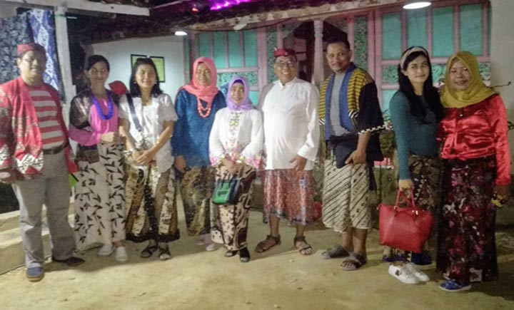 Kadisparbud Pamekasan bersama para tamu dari Kibas Jatim dan Sekar Jagat Yogyakarta.