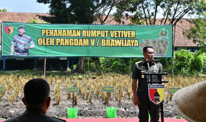 Dodik Bela Negara Rindam Vbrawijaya Mulai Dihiasi Vetiver