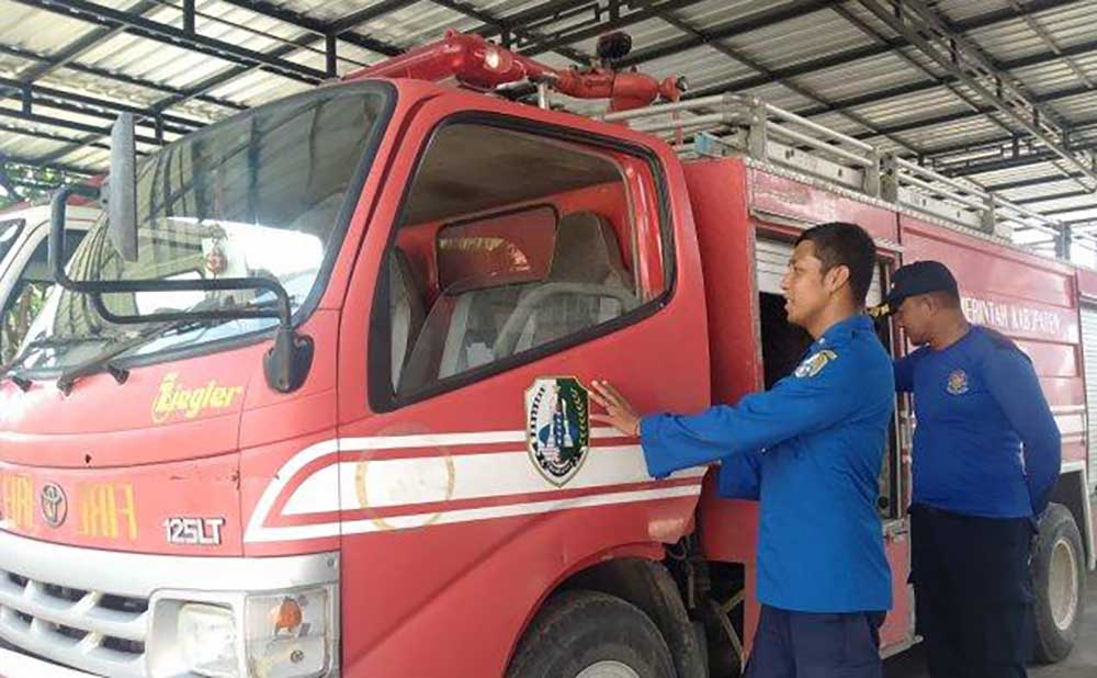 Damkar Kabupaten Sampang butuh tambahan armada untuk tangani kebakaran.