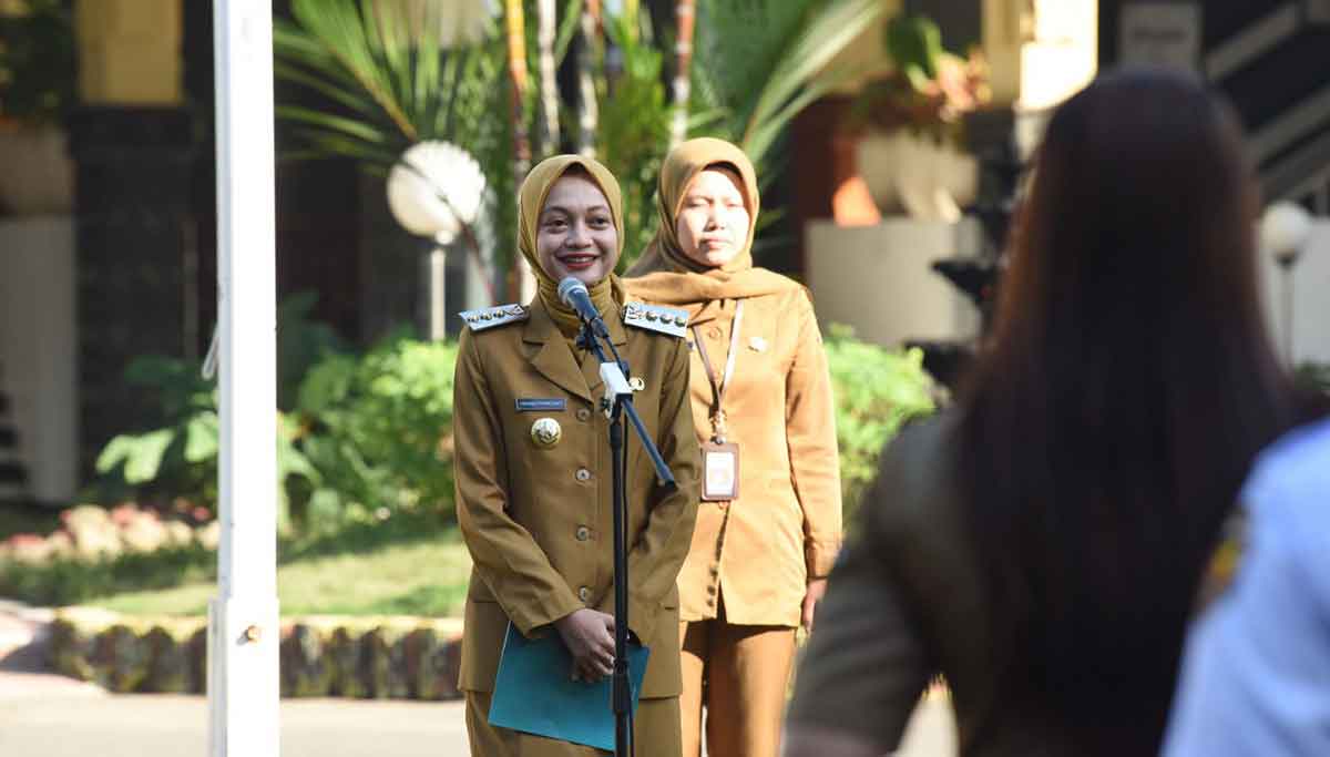 Wali Kota Kediri saat memberi sambutan.