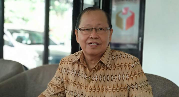 Berty Stevanus, Ketua Bawaslu Pacitan. foto: YUNIARDI S/ BANGSAONLINE