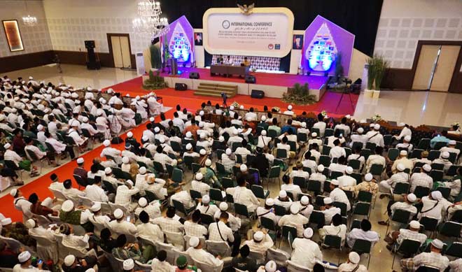 Tampak ulama dan mufti dari 40 negara hadir dalam Konferensi Internasional yang digelar Jam