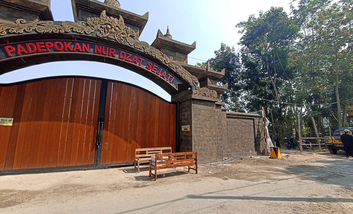 Padepokan Nur Dzat Sejati milik Samsudin di Desa Rejowinangun, Kecamatan Kademangan, Kabupaten Blitar.