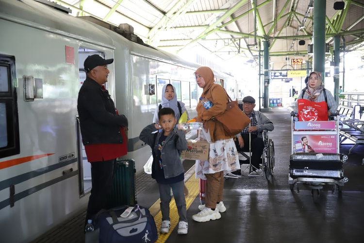 Diskon Tiket Kereta Api hingga 20 Persen, Ini 24 Daftar Rutenya. Foto: Ist