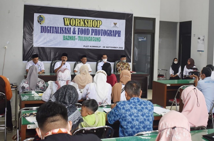 Puluhan pelaku usaha saat mengikuti workshop.
