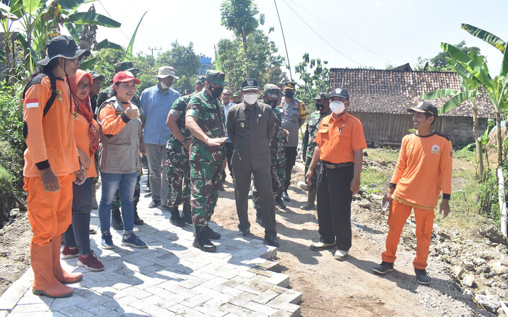 Tim Wasev Mabesad TNI Tinjau Program TMMD di Ngawi