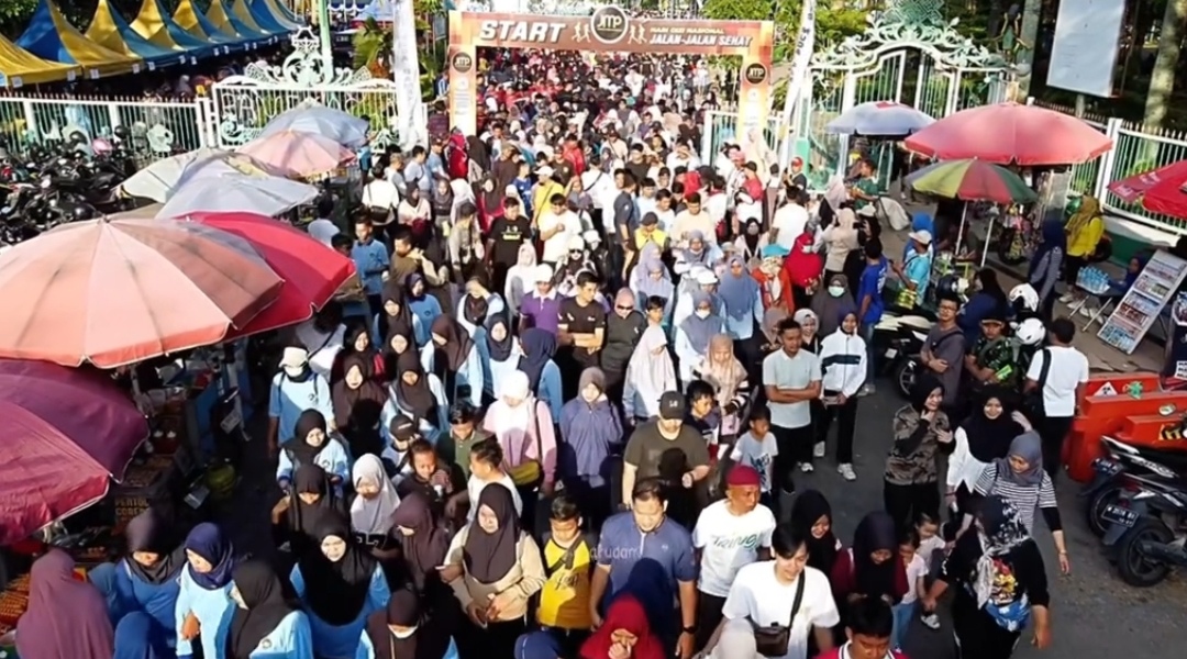 Diikuti Ribuan Warga, Jurnalis Muda Pamekasan Gelar JJS Peringati Hari Gizi Nasional