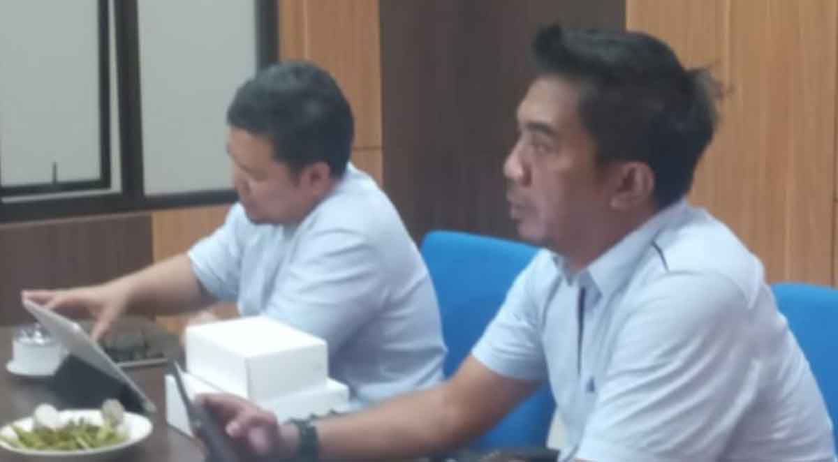 Hearing atau rapat dengar pendapat yang digelar DPRD Kabupaten Mojokerto soal dugaan selisih Rp72 miliar di BPR Majatama.